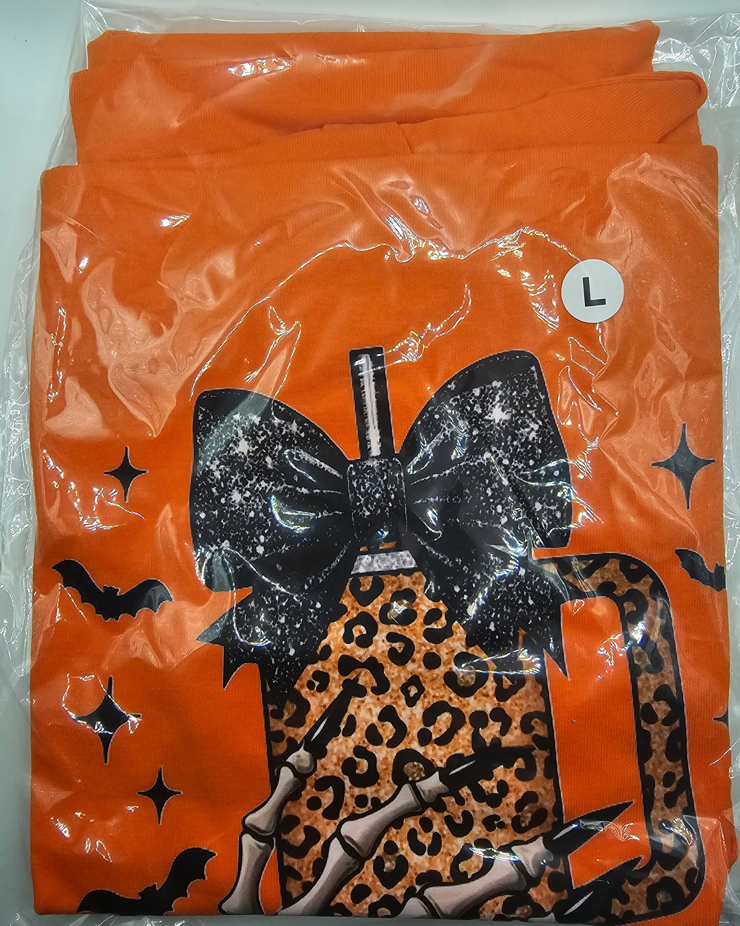 Cheetah cup and bow (L)