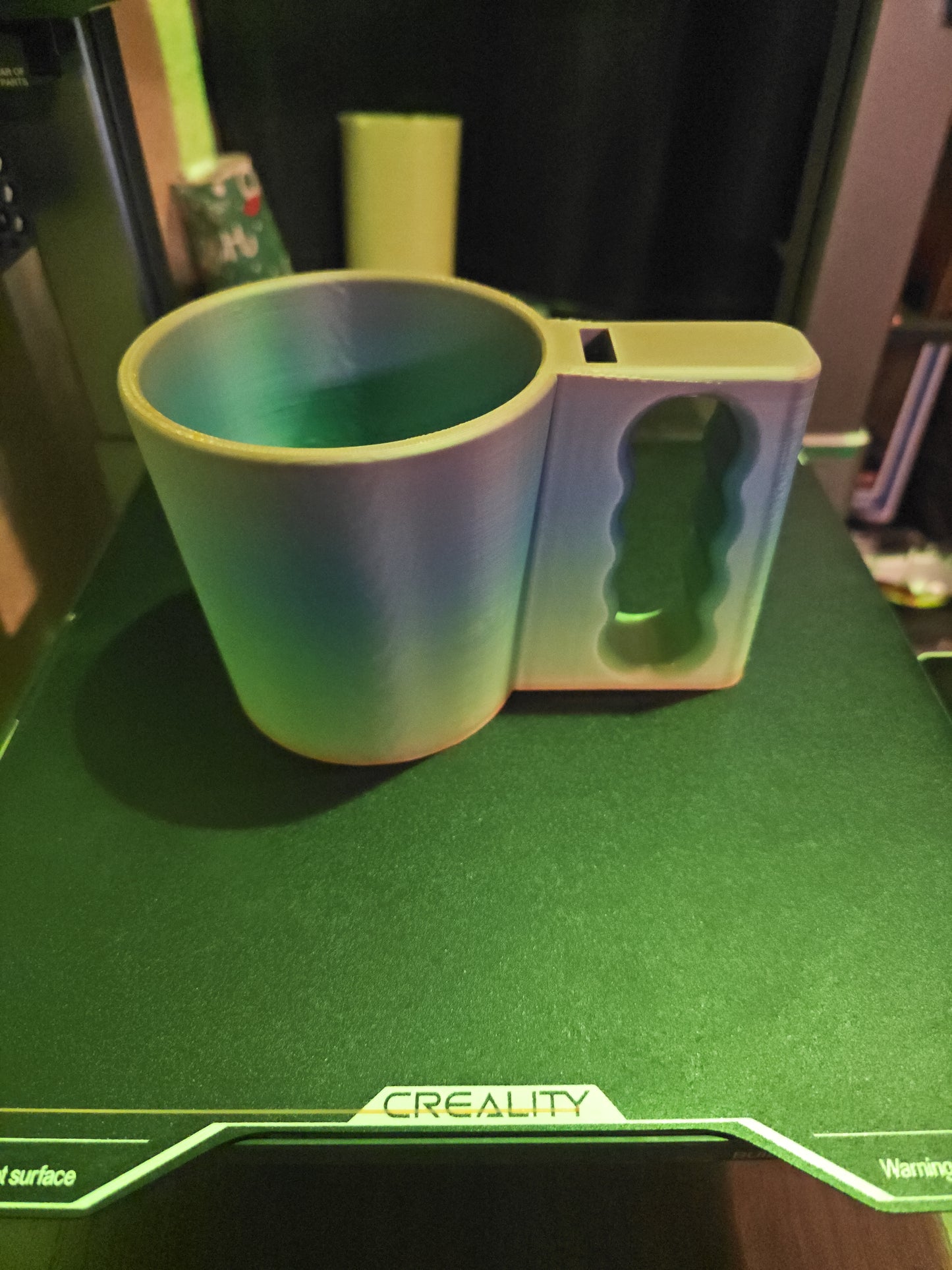 Pint ice cream holder
